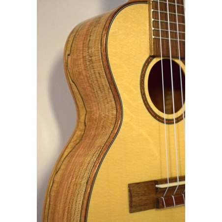 Leho LHUC-SMF Spalted Maple Concert ukulele