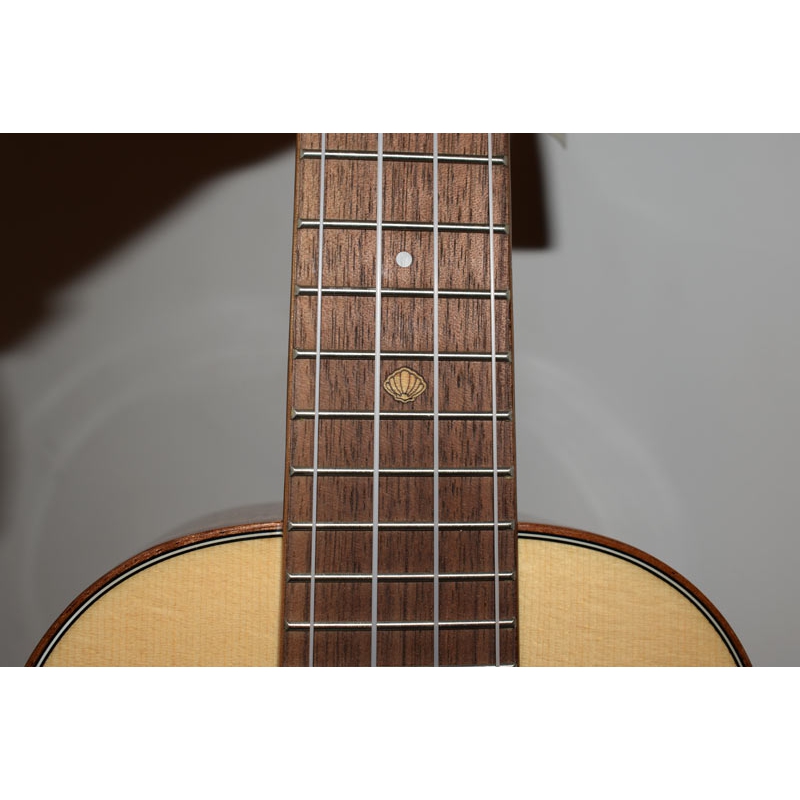 Leho LHUC-SMF Spalted Maple Concert ukulele