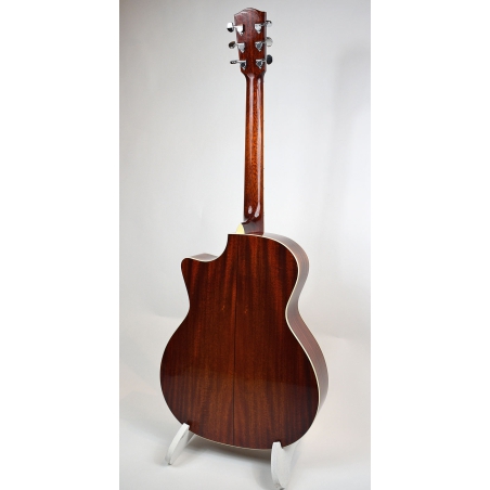 Eastman AC322CE