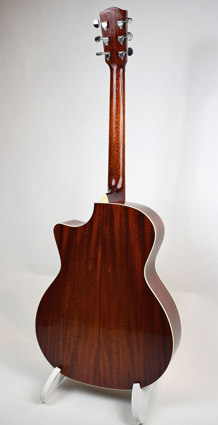 Eastman AC322CE