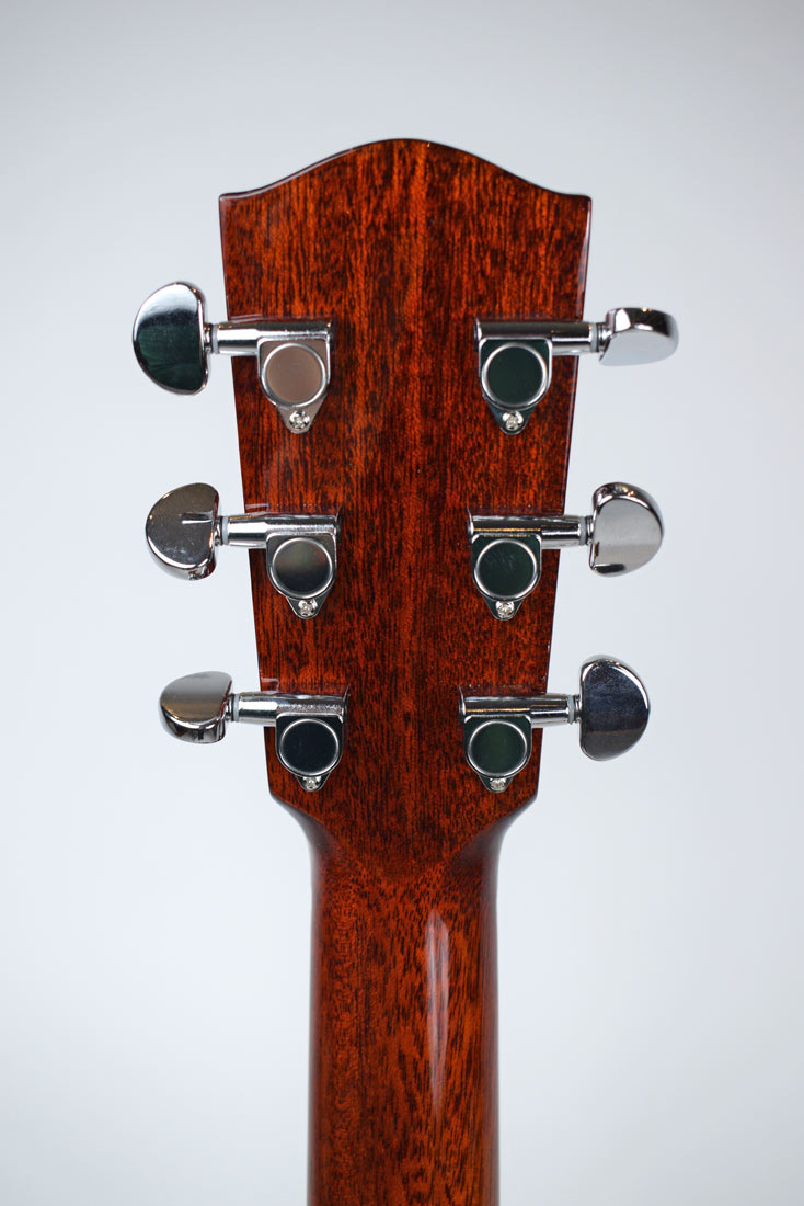 Eastman AC322CE