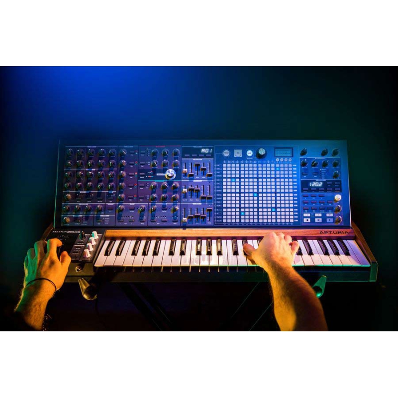 Arturia Matrixbrute synthesizer