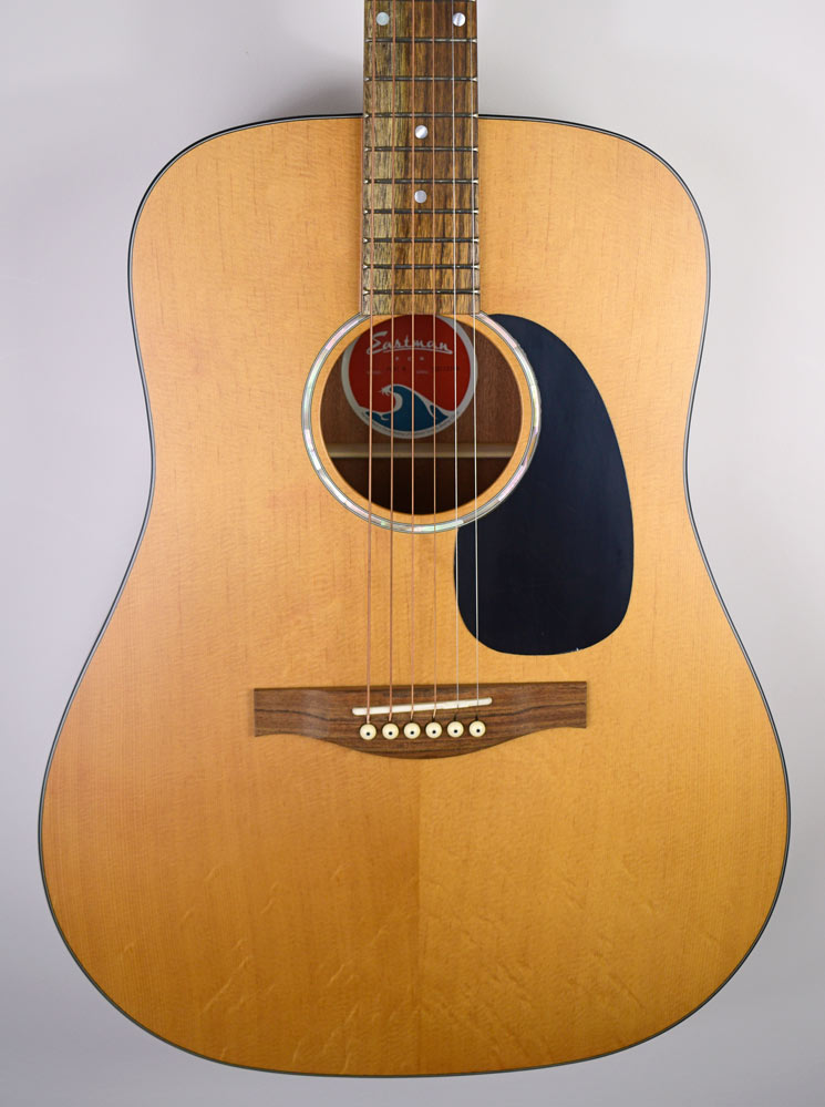 Eastman PCH1-D  Gitaar