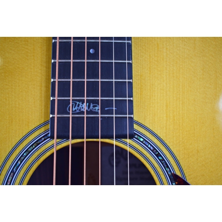 Martin OMJM John Mayer Special Edition