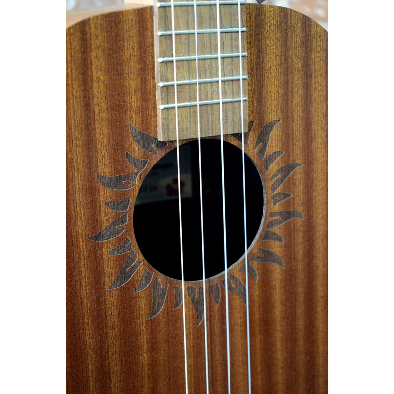 Baton Rouge V2-B Sun Baritone ukulele