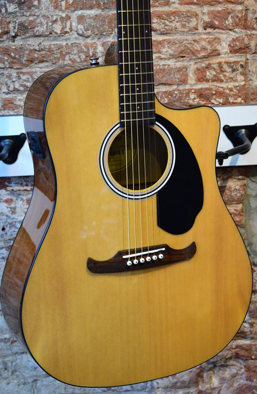 Fender FA-125CE Natural dreadnought