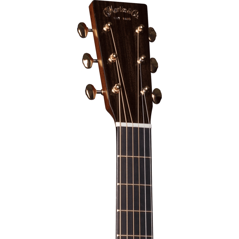 Martin D18 Modern Deluxe