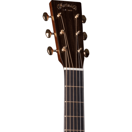 Martin D18 Modern Deluxe