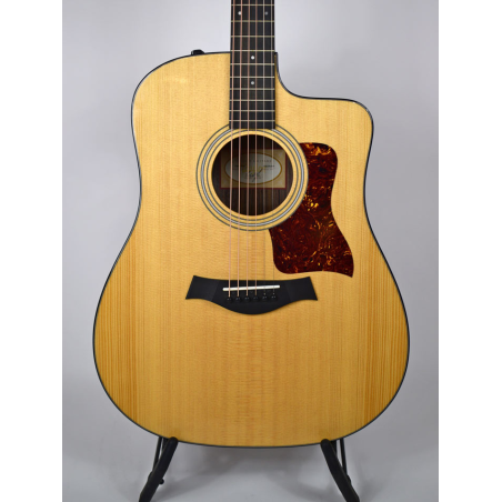 Taylor 210CE Plus