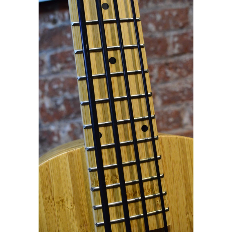 Kala U-Bass Bamboo 4 NT Bass ukulele