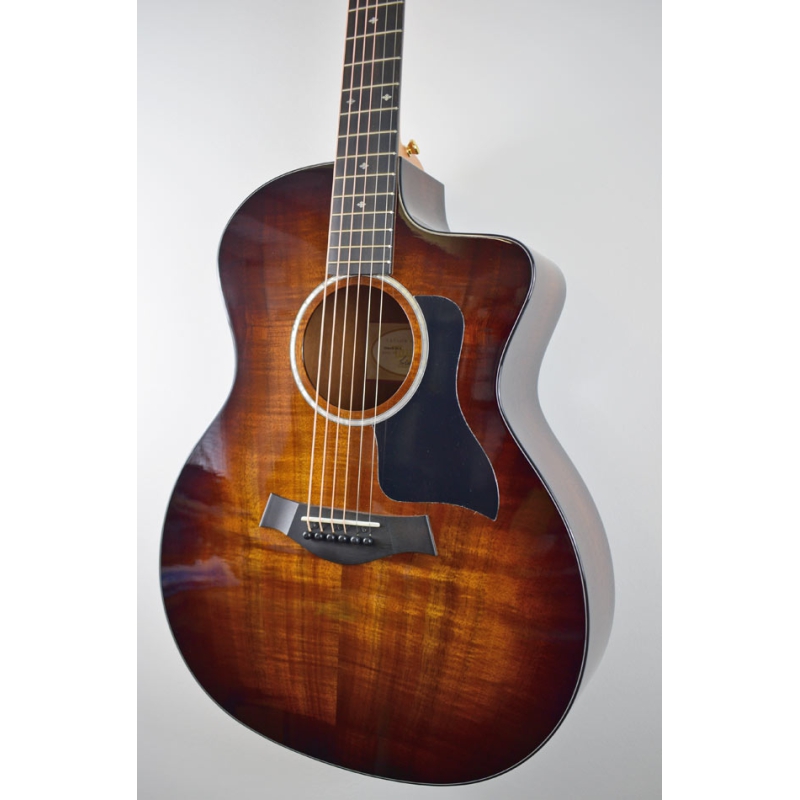 Taylor 224CE-K DLX