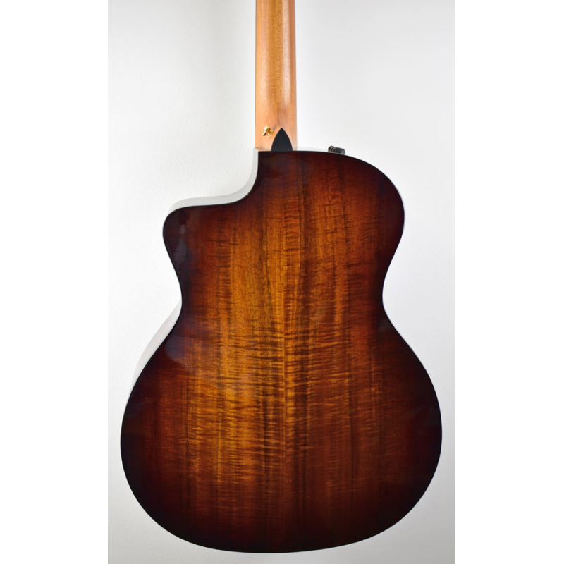 Taylor 224CE-K DLX