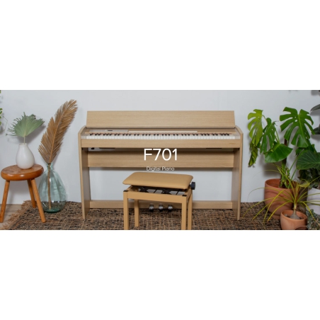 Roland F701-LA Light Oak