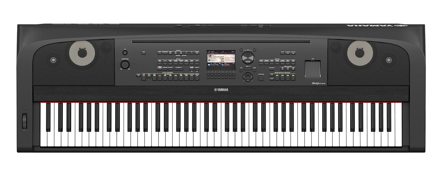 Yamaha DGX670 Black