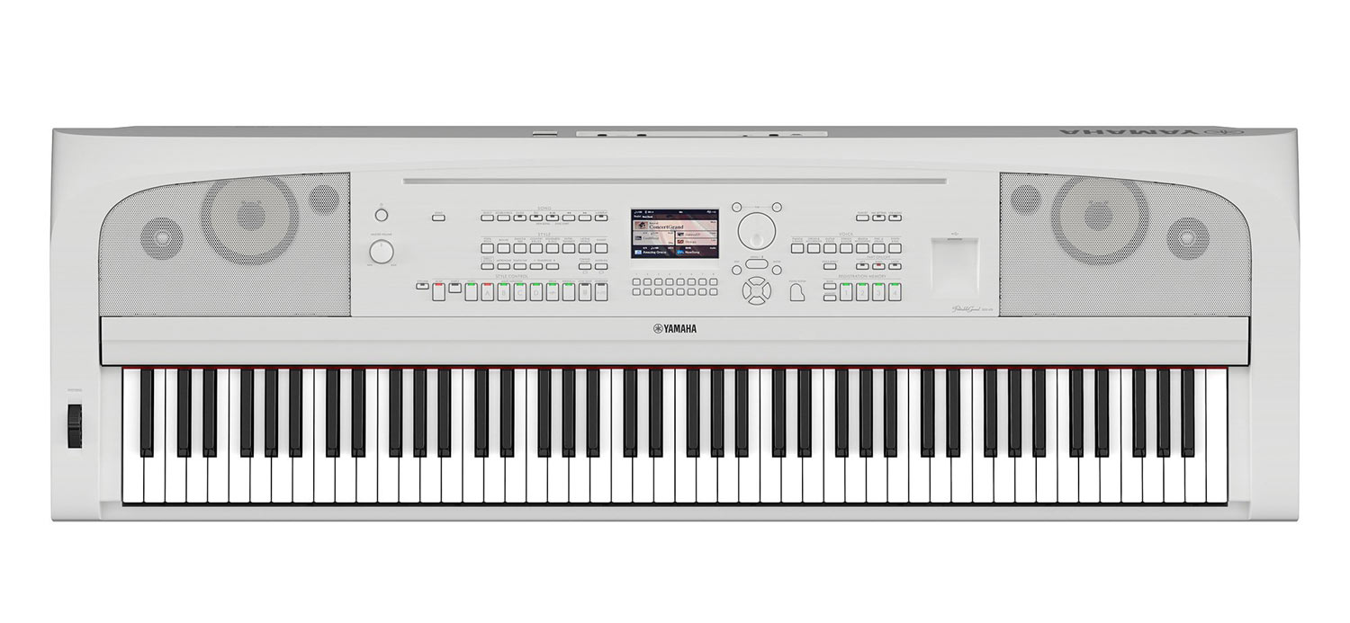 Yamaha DGX670 White