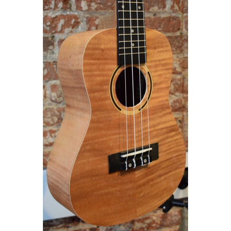 Tanglewood Tiare TWT6 Concert ukulele