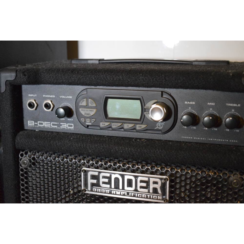 Fender B-DEC 30