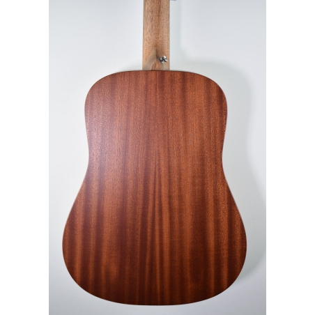 Martin DJR-10E L dreadnought junior