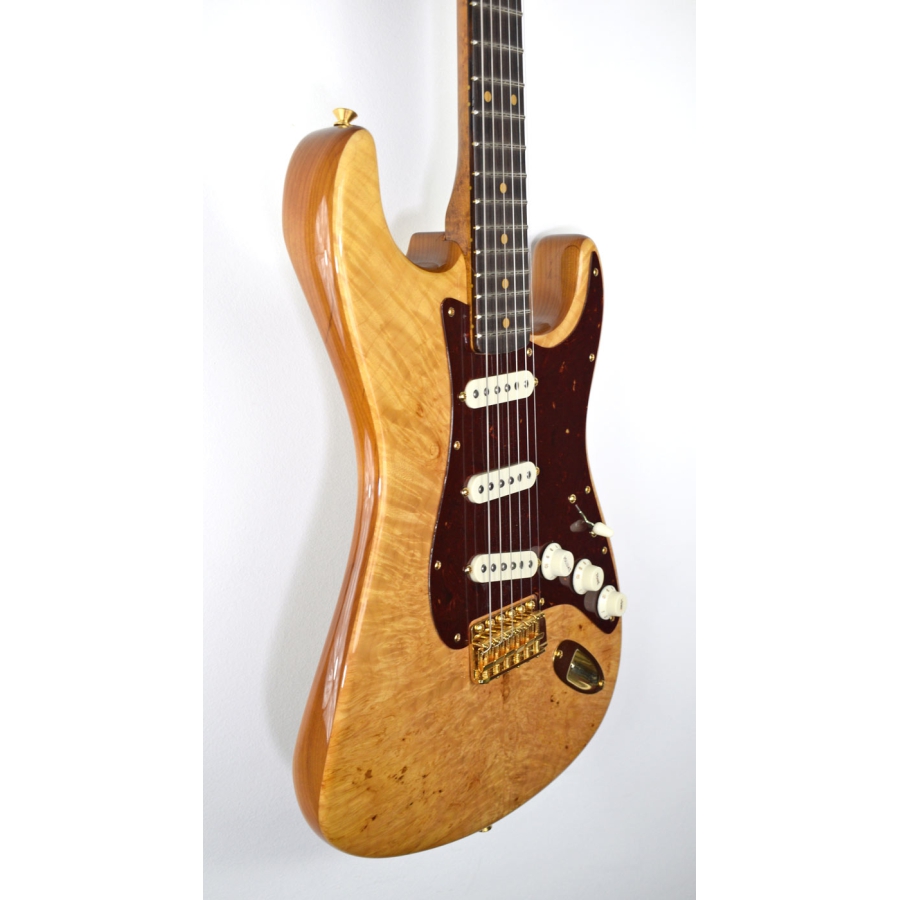 Fender Artisan Maple Burl Strat Custom Shop