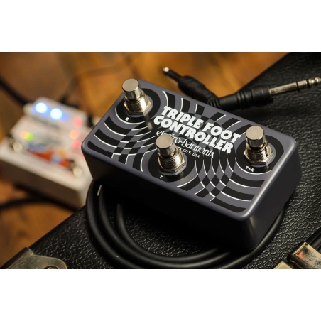 Electro Harmonix Triple Foot Controller