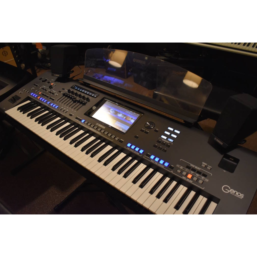 Yamaha Genos 76 digitaal workstation (jong gebruikt)