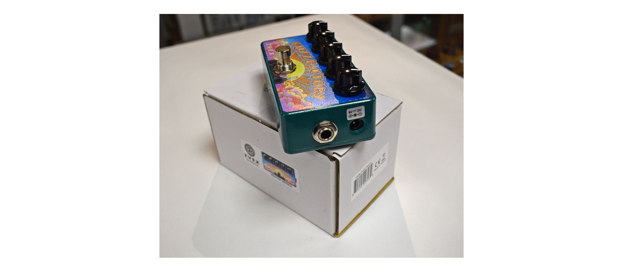 zvex-effects-fuzz-factory.jpg