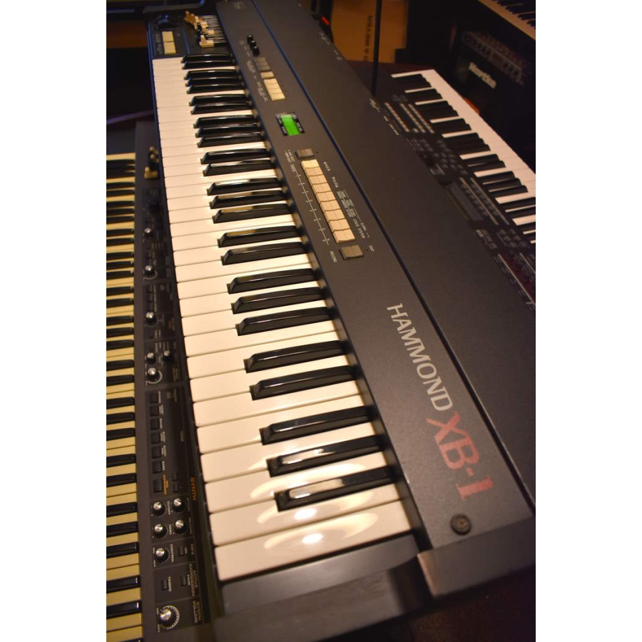 Hammond XB1 Organ occasion