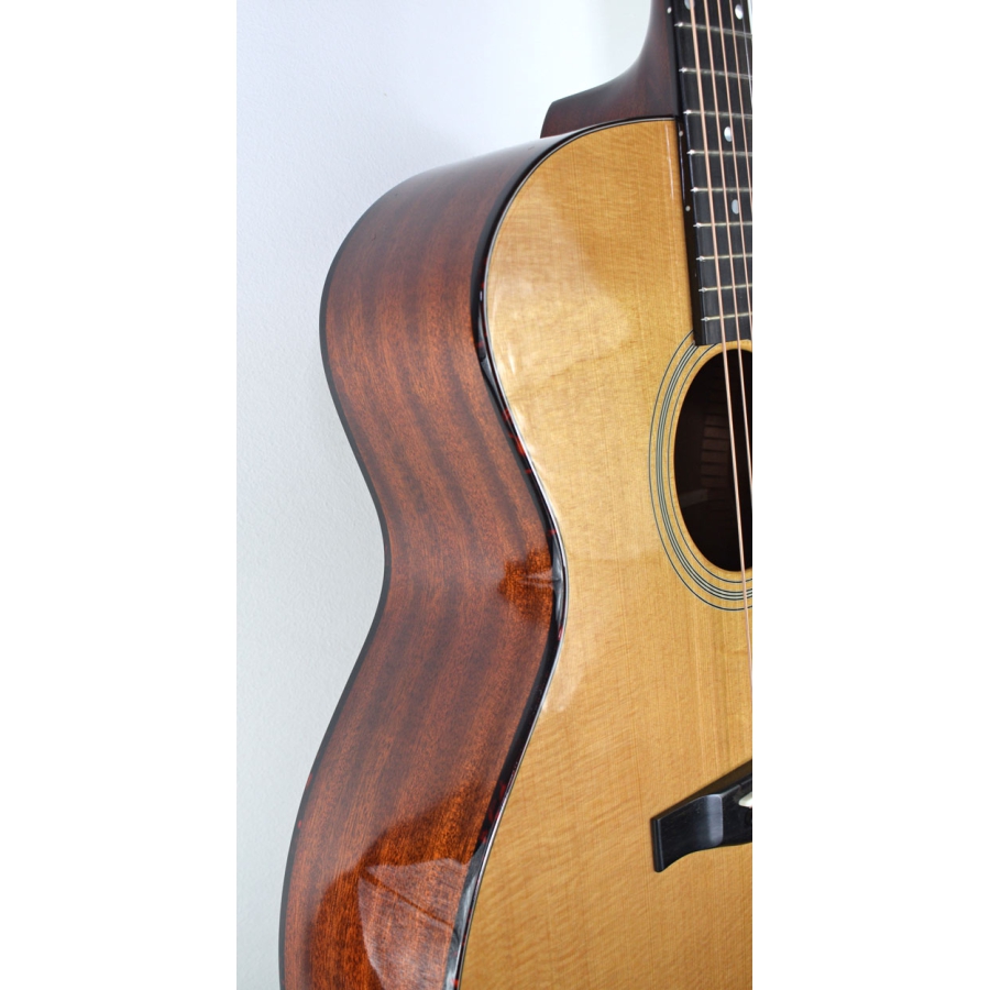 Eastman AC122-1CE DLX