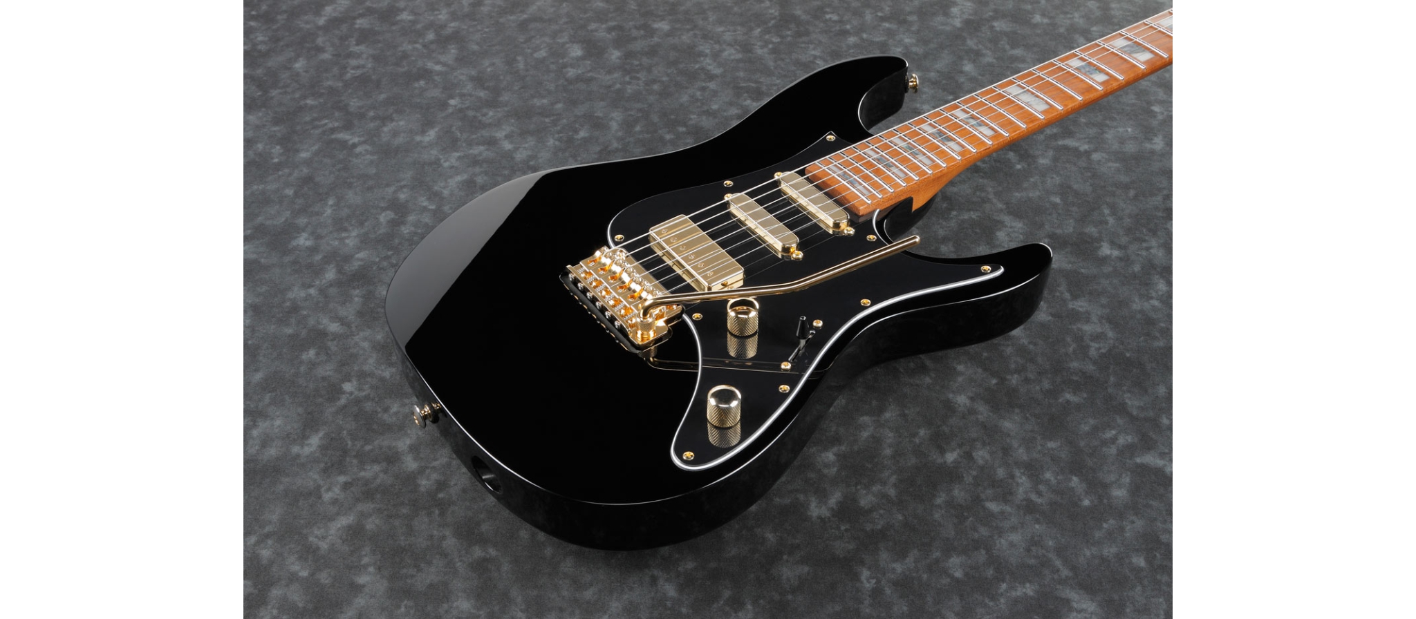 Ibanez THBB10 Tim Henson | signature | DijkmanMuziek |