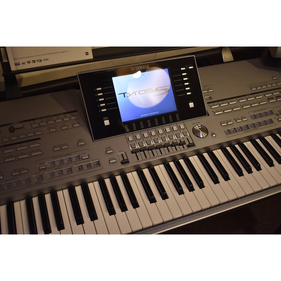 Yamaha Tyros5  61 occasion