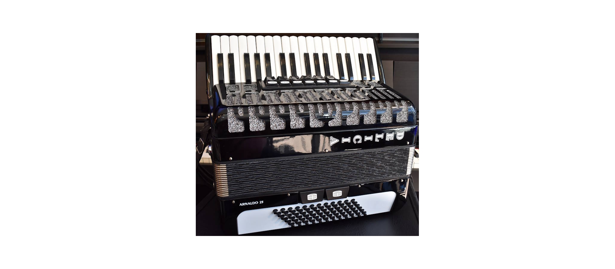 Delicia | Arnaldo 23 | 72Bas Accordeon zwart | B stock | DijkmanMuziek