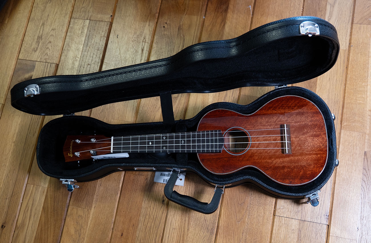 Eastman EU3 C Mahogany Concert ukulele