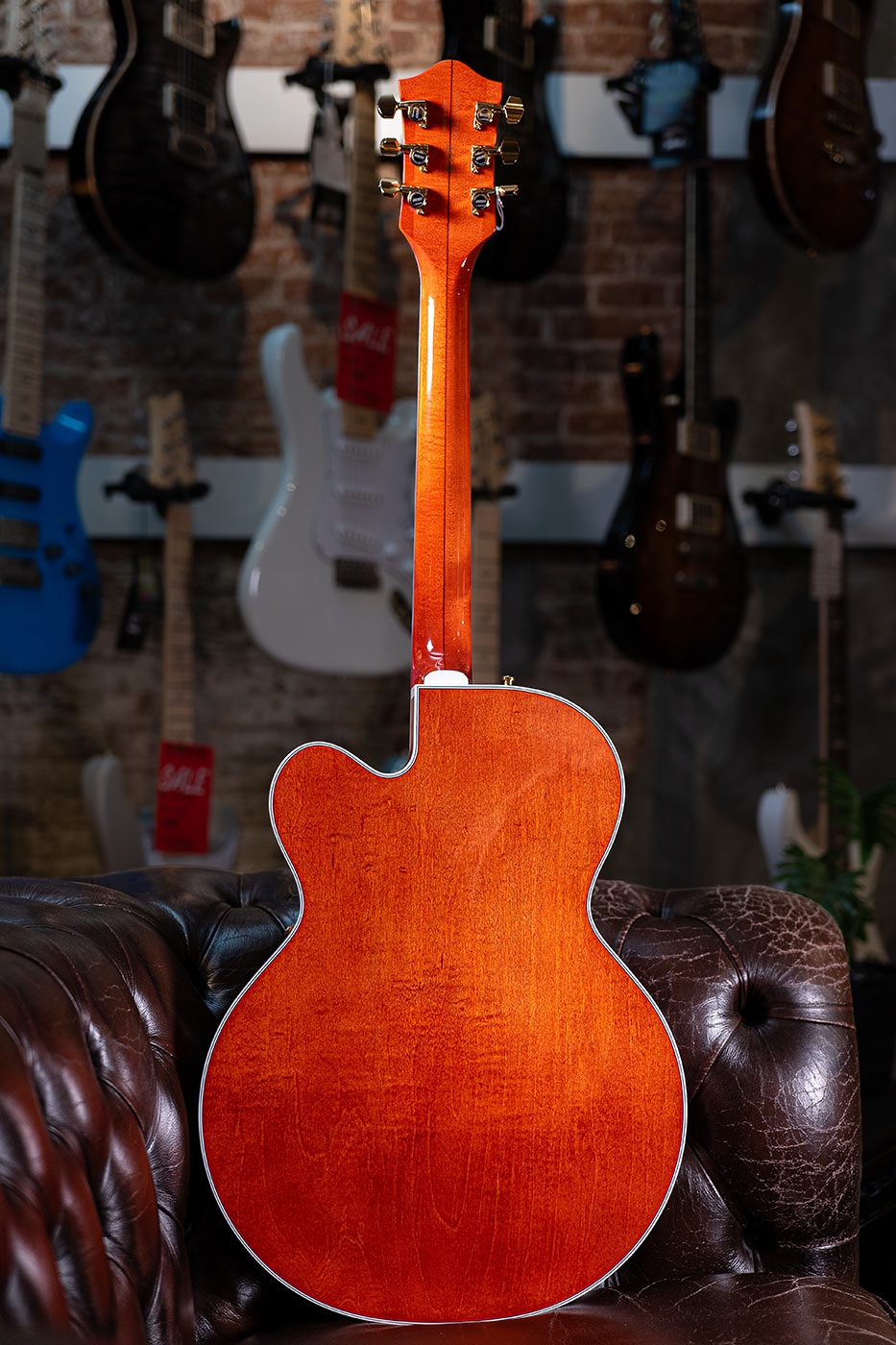 Gretsch Pro Nashville Bigsby Orange Stain