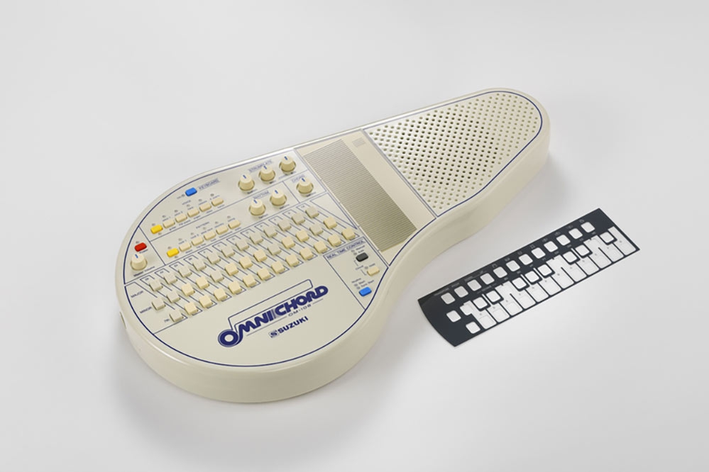 Suzuki Omnichord OM-108