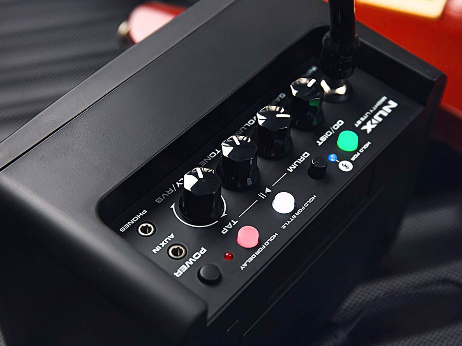 Nux LMK2 Mighty desktop gitaar versterker met bluetooth