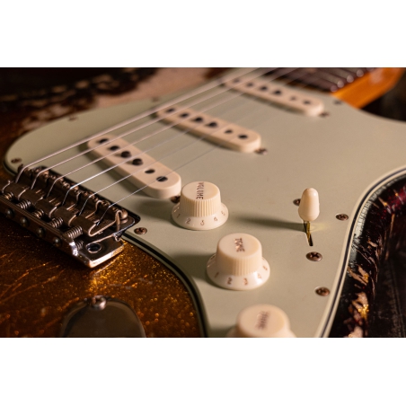 Fender Custom Shop 63 Stratocaster Super Heavy Relic 3TSB SPK