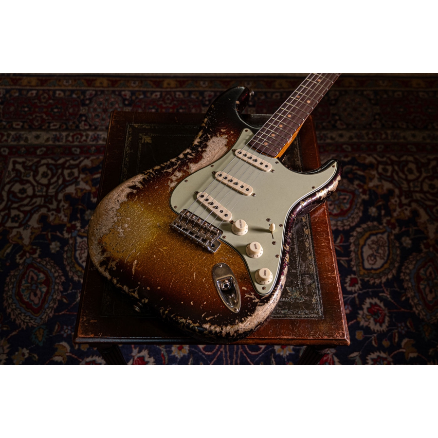 Fender Custom Shop 63 Stratocaster Super Heavy Relic 3TSB SPK Fender Custom Shop 63 Stratocaster Super Heavy Relic 3TSB SPK