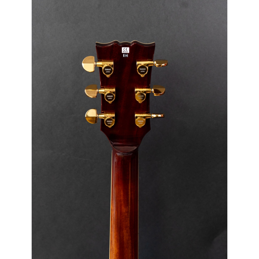 Yamaha SA200 VS Violin Sunburst Yamaha SA200 VS Violin Sunburst