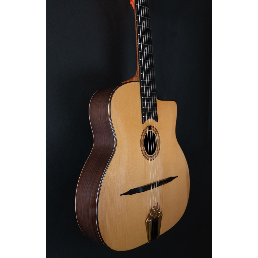 Altamira M01 Gypsy guitar oval soundhole Altamira M01 Gypsy guitar oval soundhole