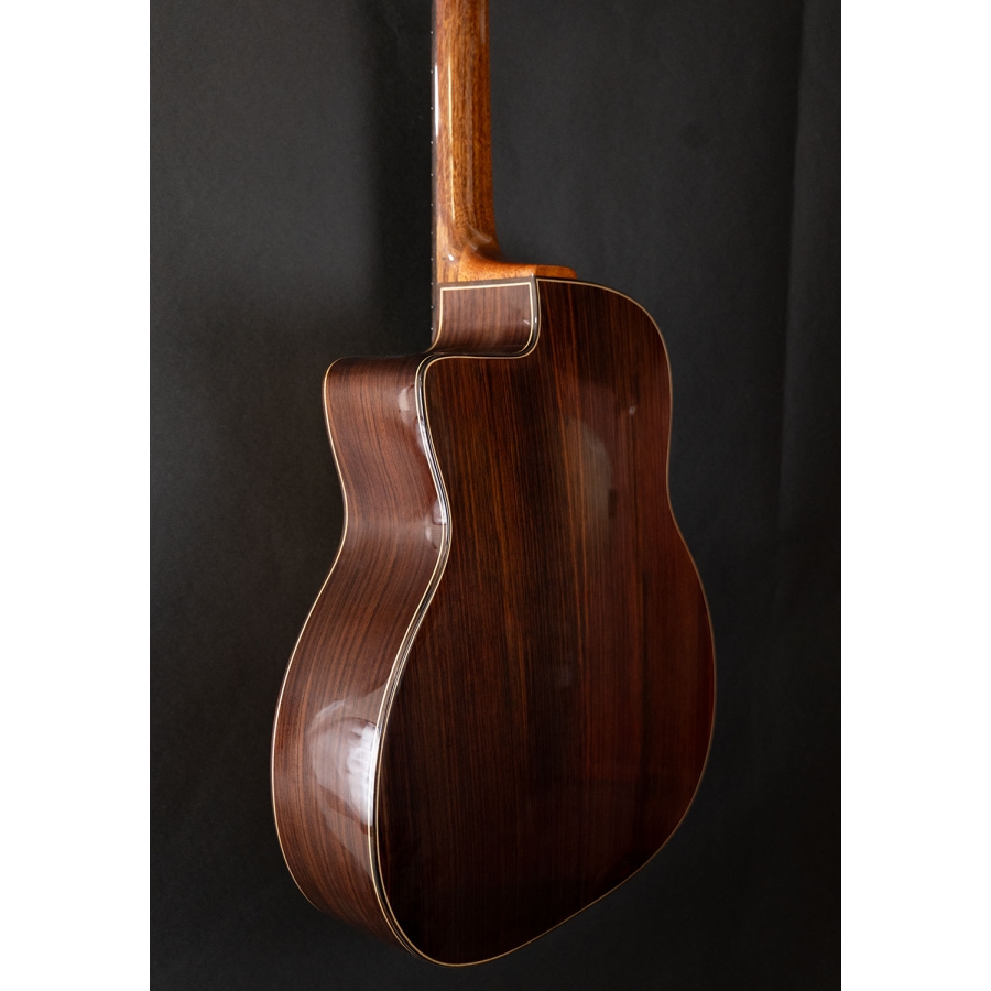 Altamira M01 Gypsy guitar oval soundhole Altamira M01 Gypsy guitar oval soundhole