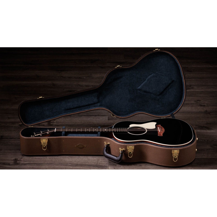 Taylor Gold Label 517e Blacktop Taylor Gold Label 517e Blacktop