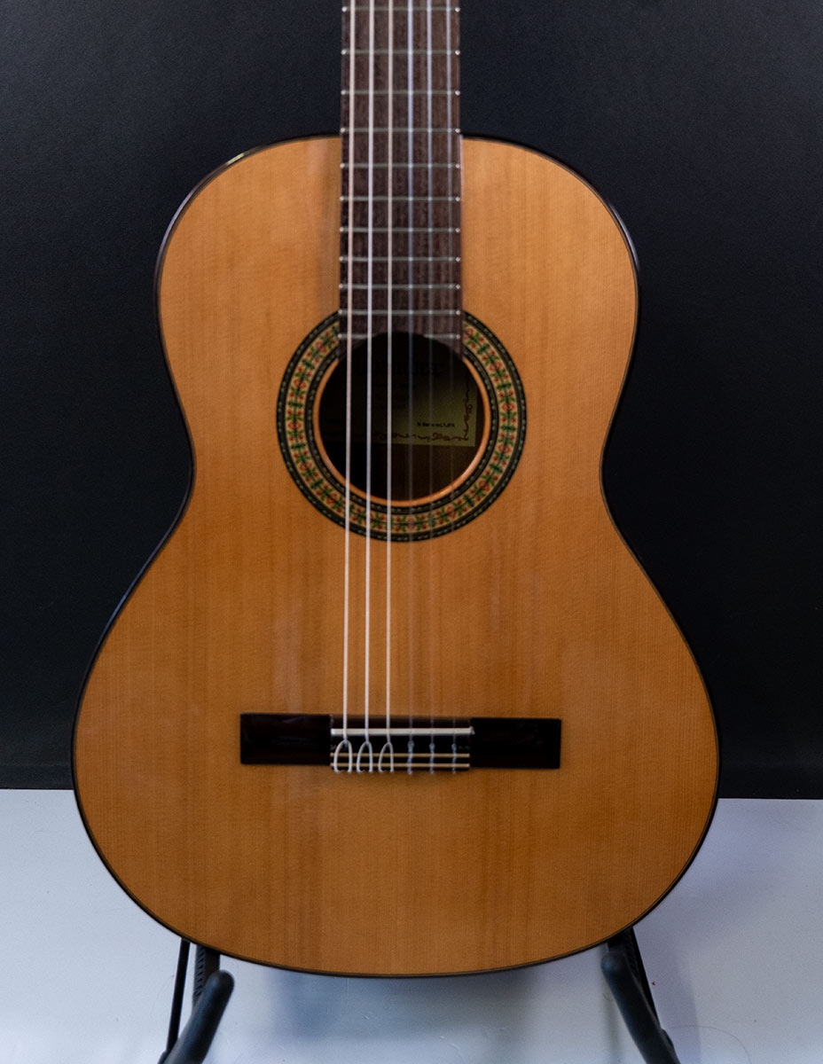 Alhambra 3C Cadet 3/4 model incl. hoes