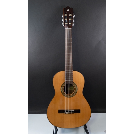 Alhambra 3C Cadet 3/4 model incl. hoes