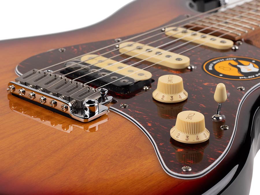 Sire Larry Carlton S7/3TS 3 tone sunburst