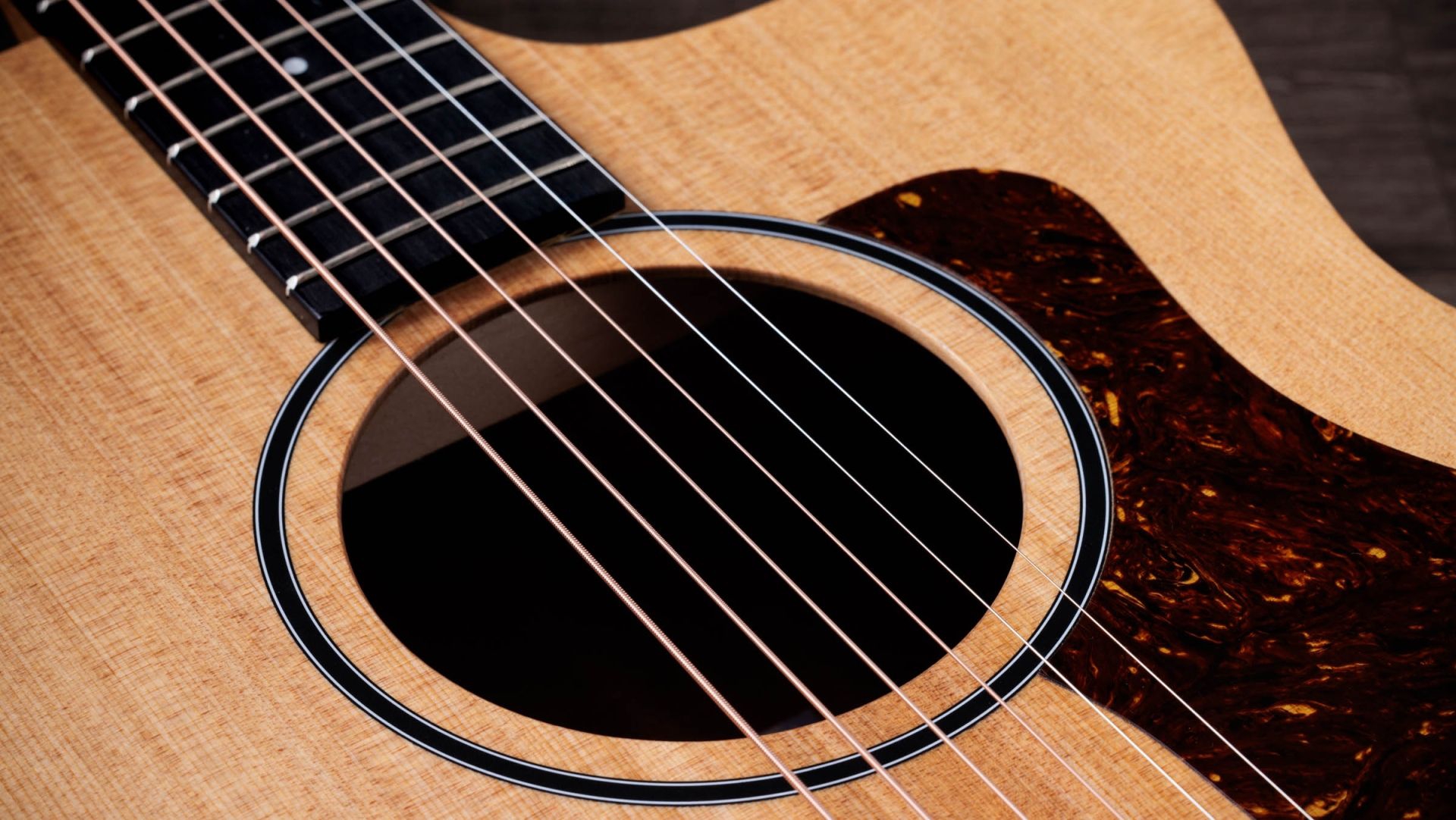Taylor 14CE