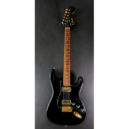 Fender FSR Blacktop Stratocaster HH PF Black