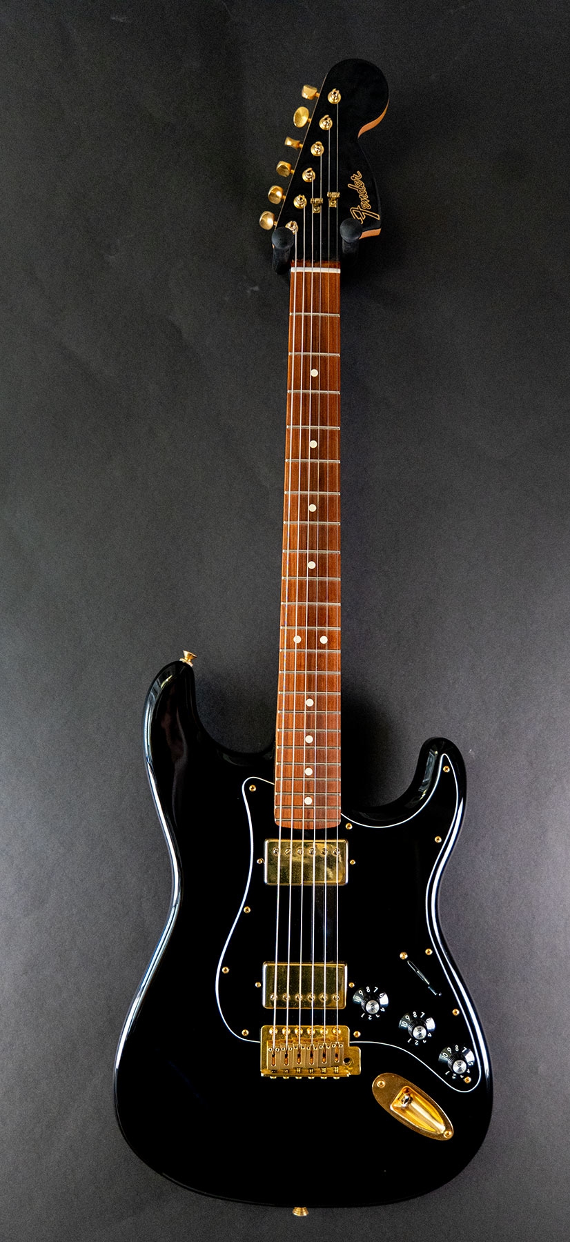 Fender FSR Blacktop Stratocaster HH PF Black