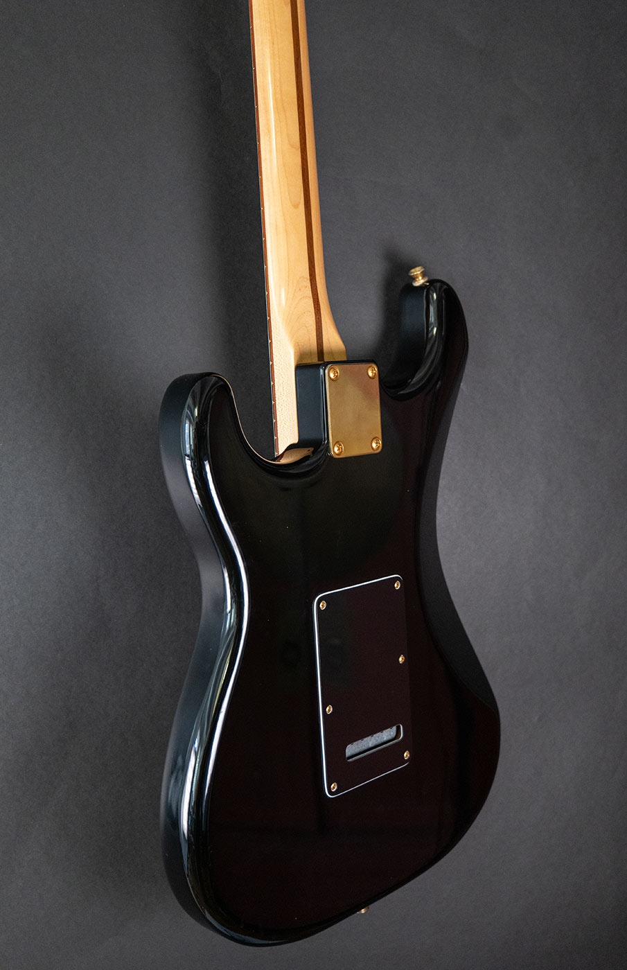 Fender FSR Blacktop Stratocaster HH PF Black