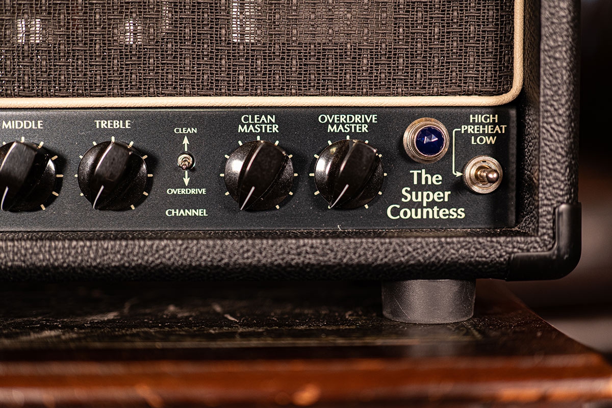 Victory V130 The Super Countess