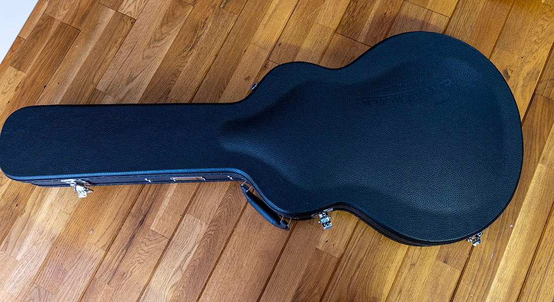 Eastman T386 Classic case